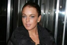 Lindsay Lohan – sexy Modelvertrag!
